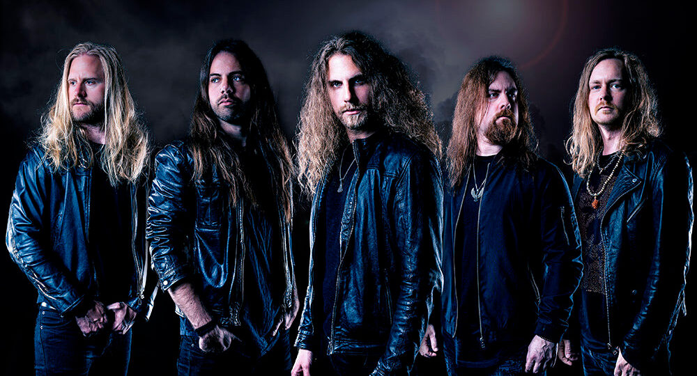 Noticias: Dynazty – Lambrini Girls – RadioCrimen – Searching Out Solutions