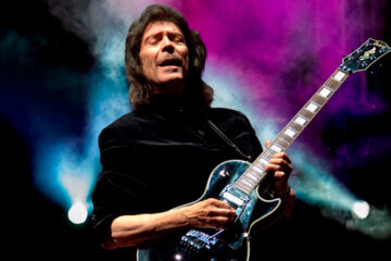 Steve Hackett traerá los clásicos de Genesis a Madrid y Barcelona