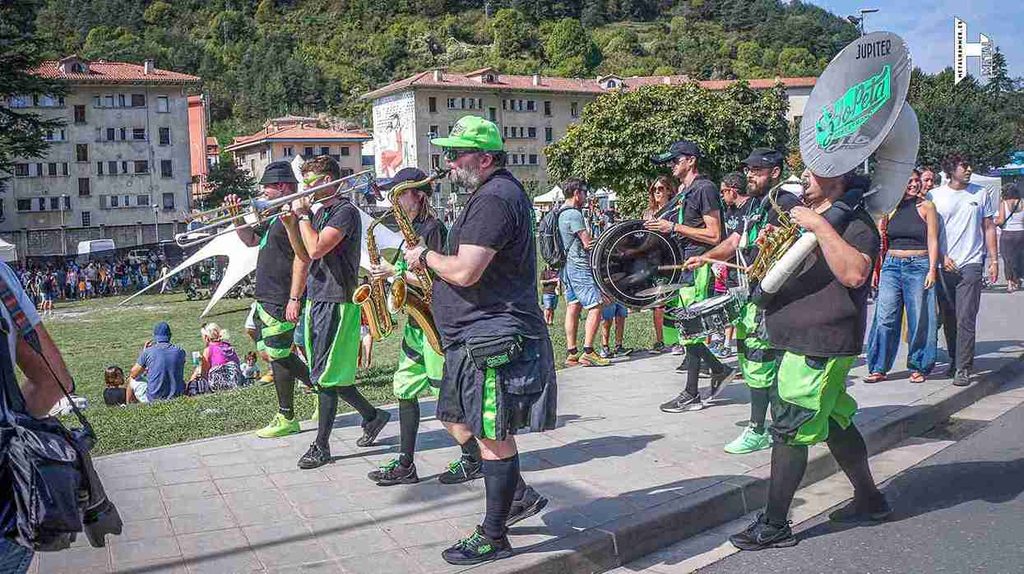 Ho Peta Street Band