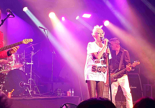Wendy James revive sus Transvision Vamp a golpes de nostalgia y buena música